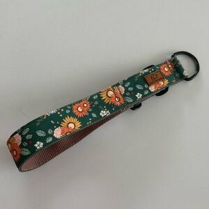Floral dog collar